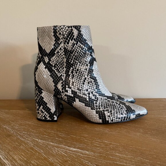 Marc Fisher Snakeskin Bootie Size 7.5 Pointed Toe Side Zip 3″ Heel Ankle Boot - Picture 1 of 10